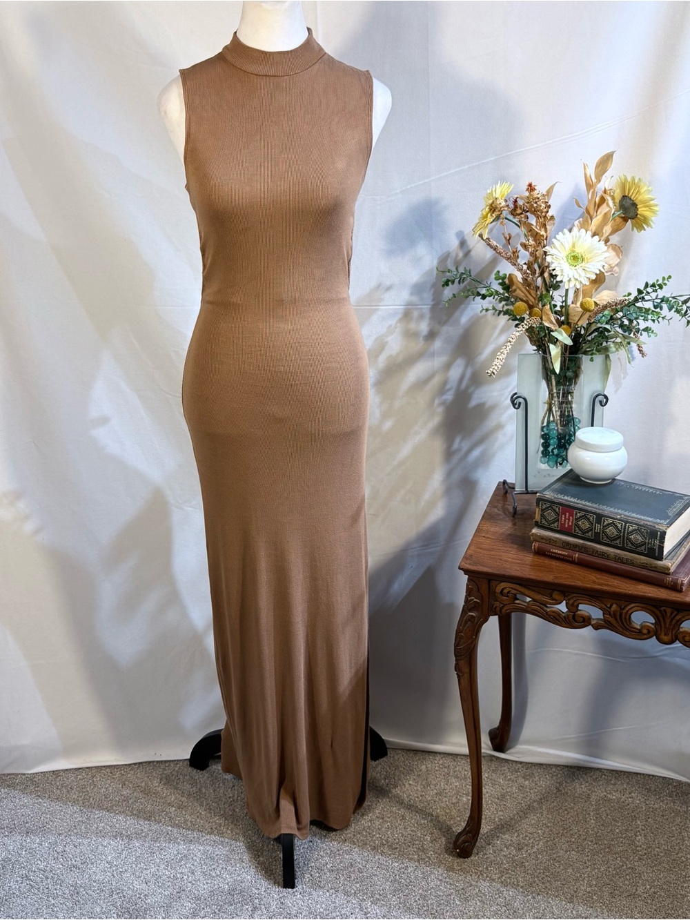 L*Space Chandler Maxi Dress Camel Open Back Sleeveless Side Slit Sz S🧡 - Picture 2 of 10